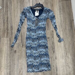BCBGMaxAzria Navy and White Long Sleeve Dress Size XXS NWT